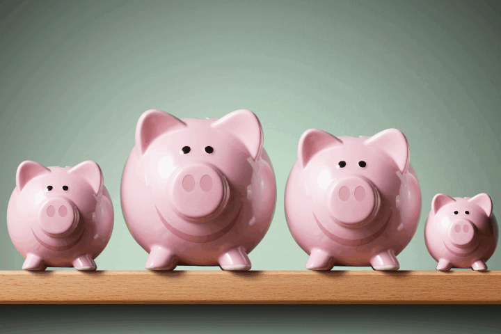 A family of piggy banks represent affordable fertility care.