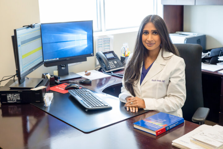 Dr. Ruchi Amin answers questions about endometriosis awareness